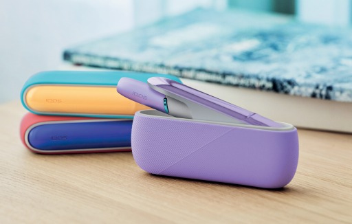 IQOS Originals Duo with purple cap and personalised pocket chargers
