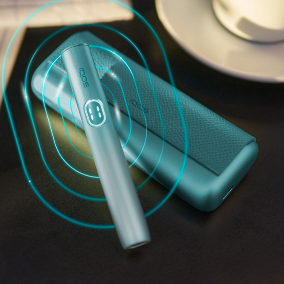 IQOS 3 Multi charger lights