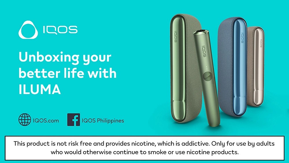 An IQOS ILUMA Holder and Pocket Charger in a box.