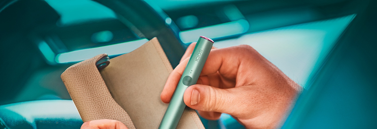 Olor de productos de vapeo y tabaco calentado vs cigarros