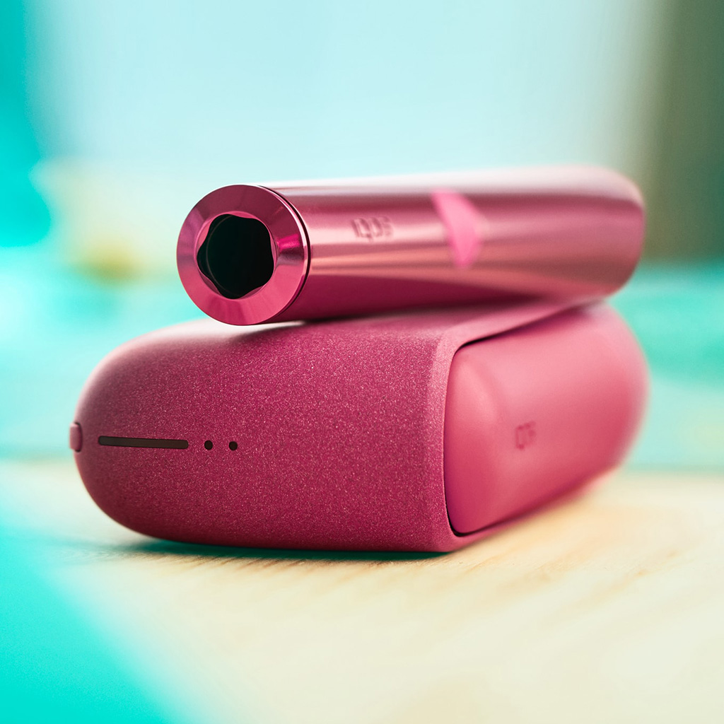 نظام IQOS ILUMA أحمر (أحمر غامق)