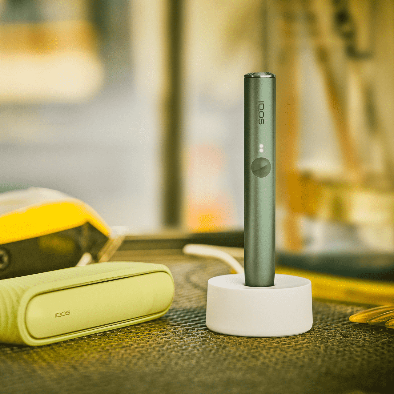 IQOS ILUMA Holder Ladestation (Cream)